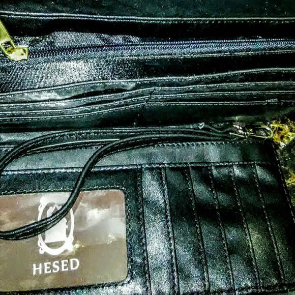 (NEW)! Black Bedazzled! Wristlet Wallet W/Bow! - Picture 2 of 8